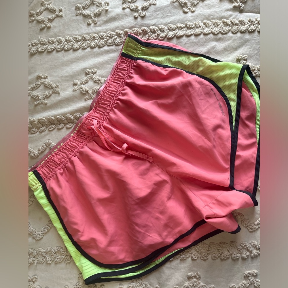 Calvin Klein Performance shorts Large Activewear